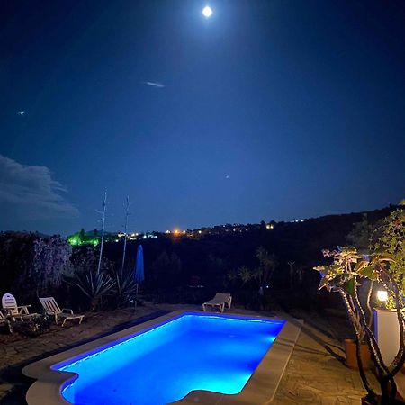 La Rustica En Vinuela, Piscina Privada Villa Eksteriør bilde