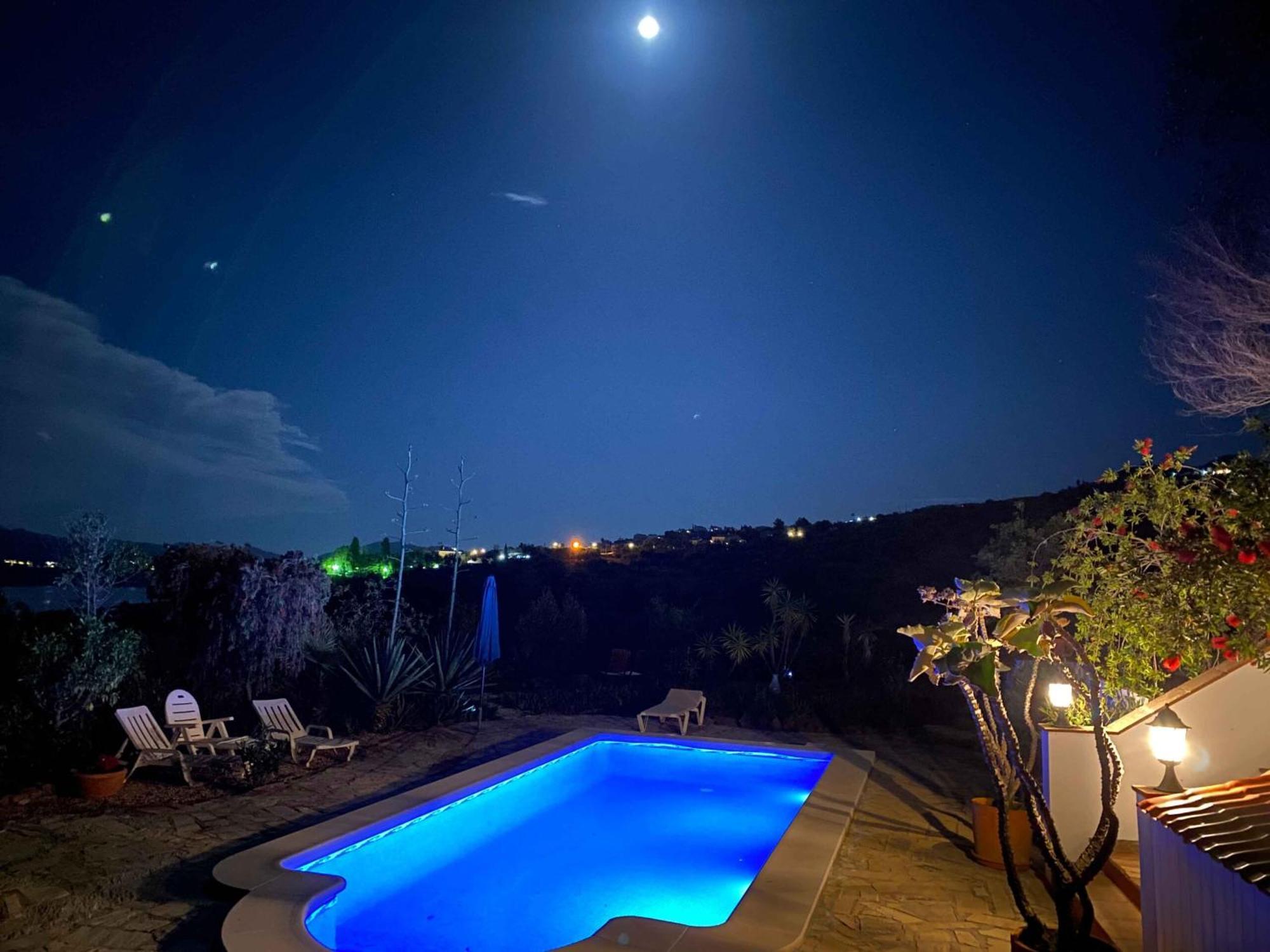 La Rustica En Vinuela, Piscina Privada Villa Eksteriør bilde
